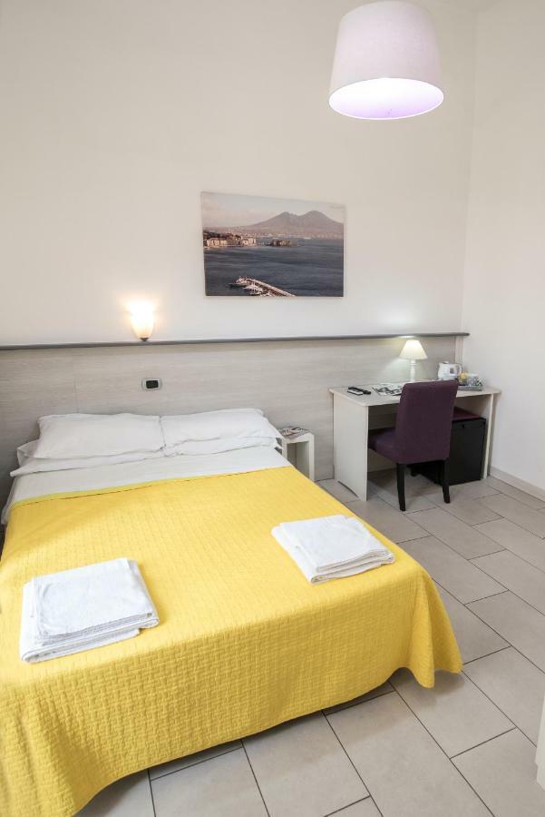 B&B Solimena Naples Luaran gambar